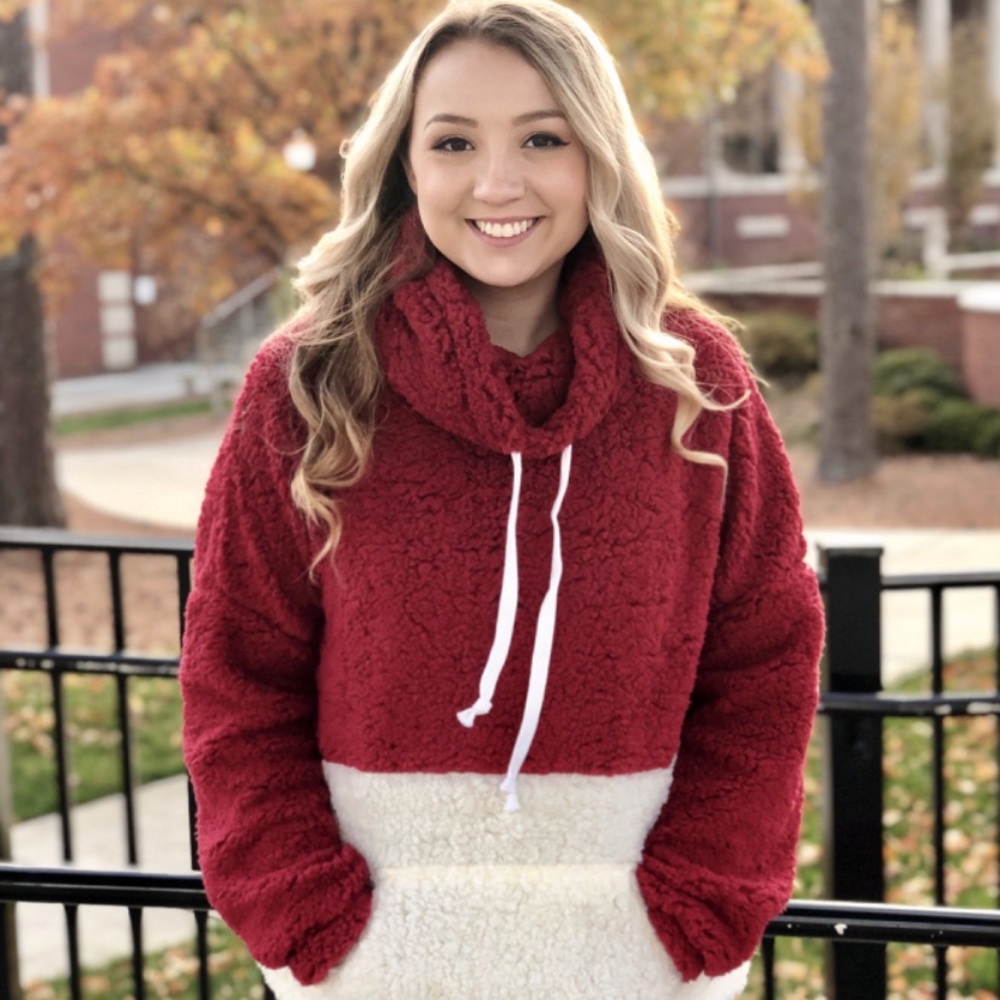 Burgundy pullover